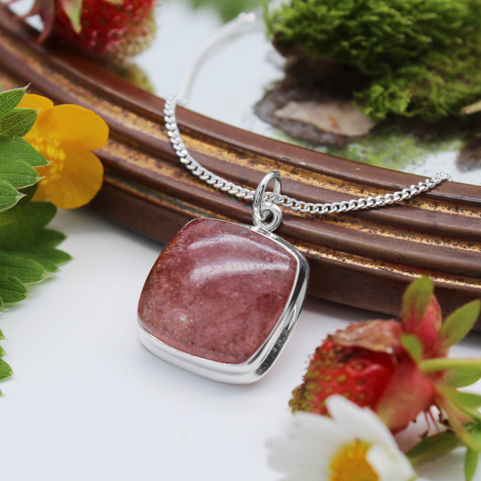 STRAWBERRY FIELDS - Sterling Silver & Strawberry Quartz Necklace