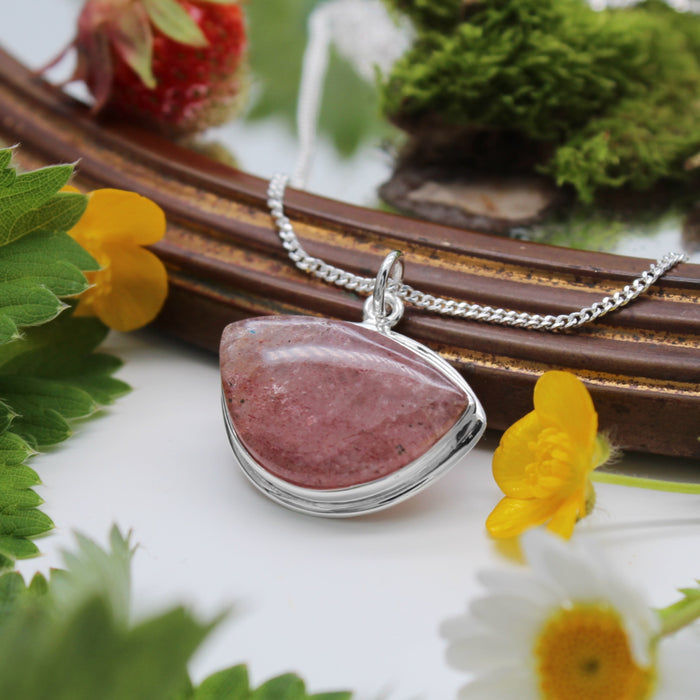 STRAWBERRY FIELDS - Sterling Silver & Strawberry Quartz Necklace